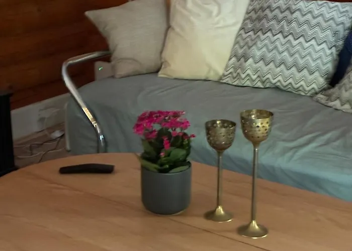 Semesterbostad Cozy With Heated Pool Lundby Stationsby